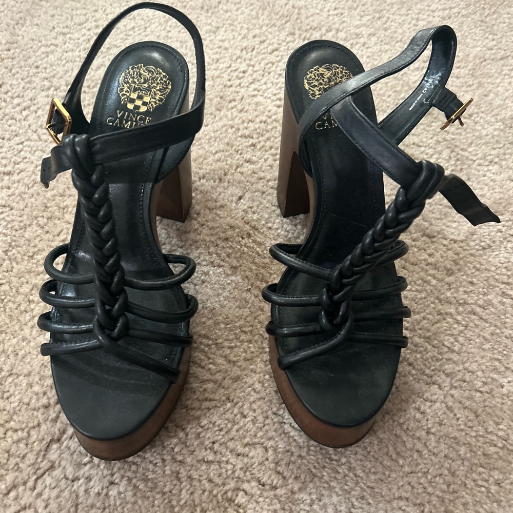 NWOT Vince Camuto Black Heeled Sandals with Woven Design